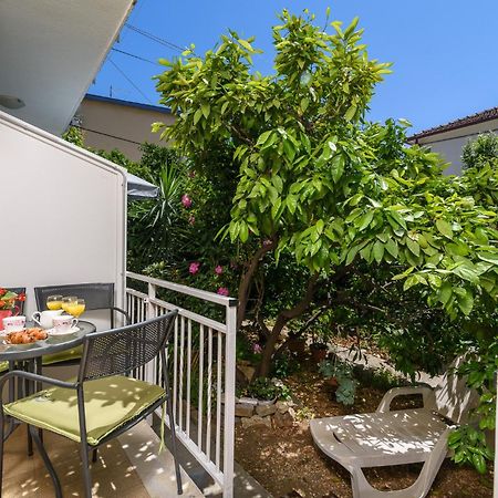 Apartments Mare Trogir Eksteriør bilde