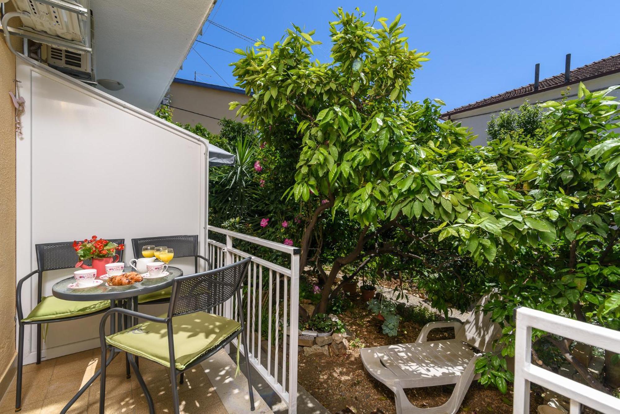 Apartments Mare Trogir Eksteriør bilde