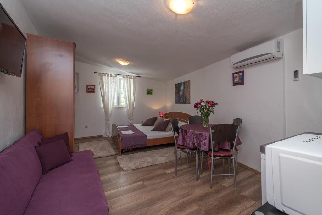 Apartments Mare Trogir Eksteriør bilde