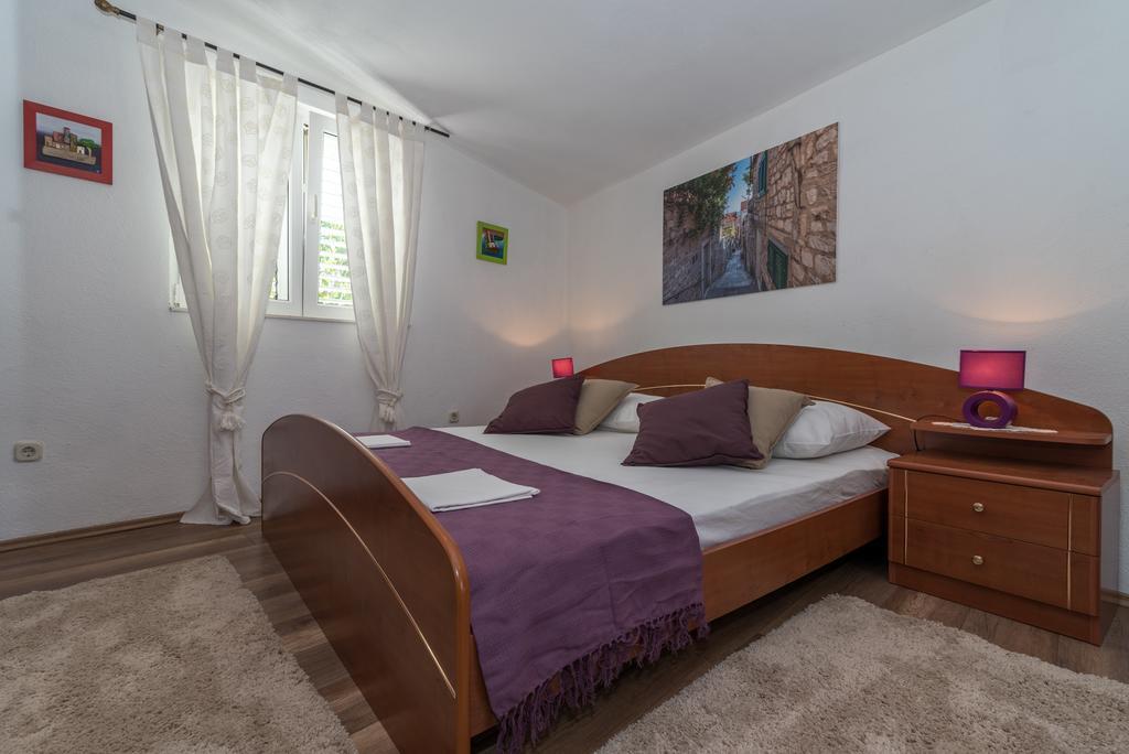 Apartments Mare Trogir Eksteriør bilde