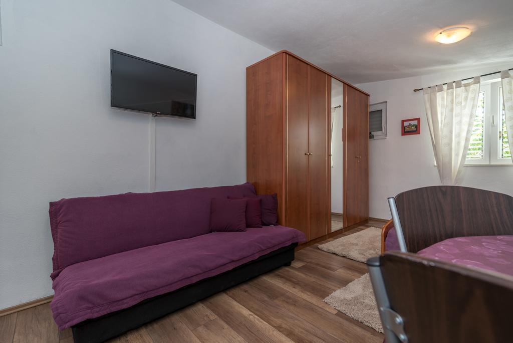 Apartments Mare Trogir Eksteriør bilde
